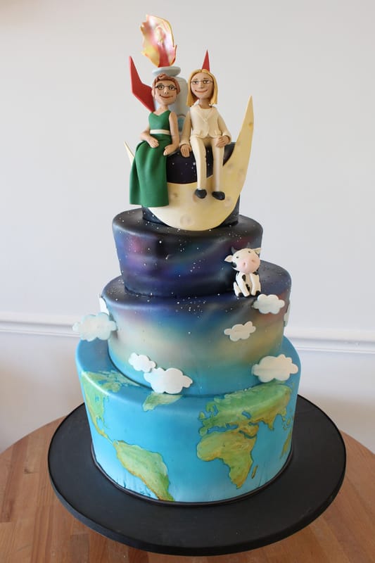 Airbrushed love you to the moon and back wedding cake